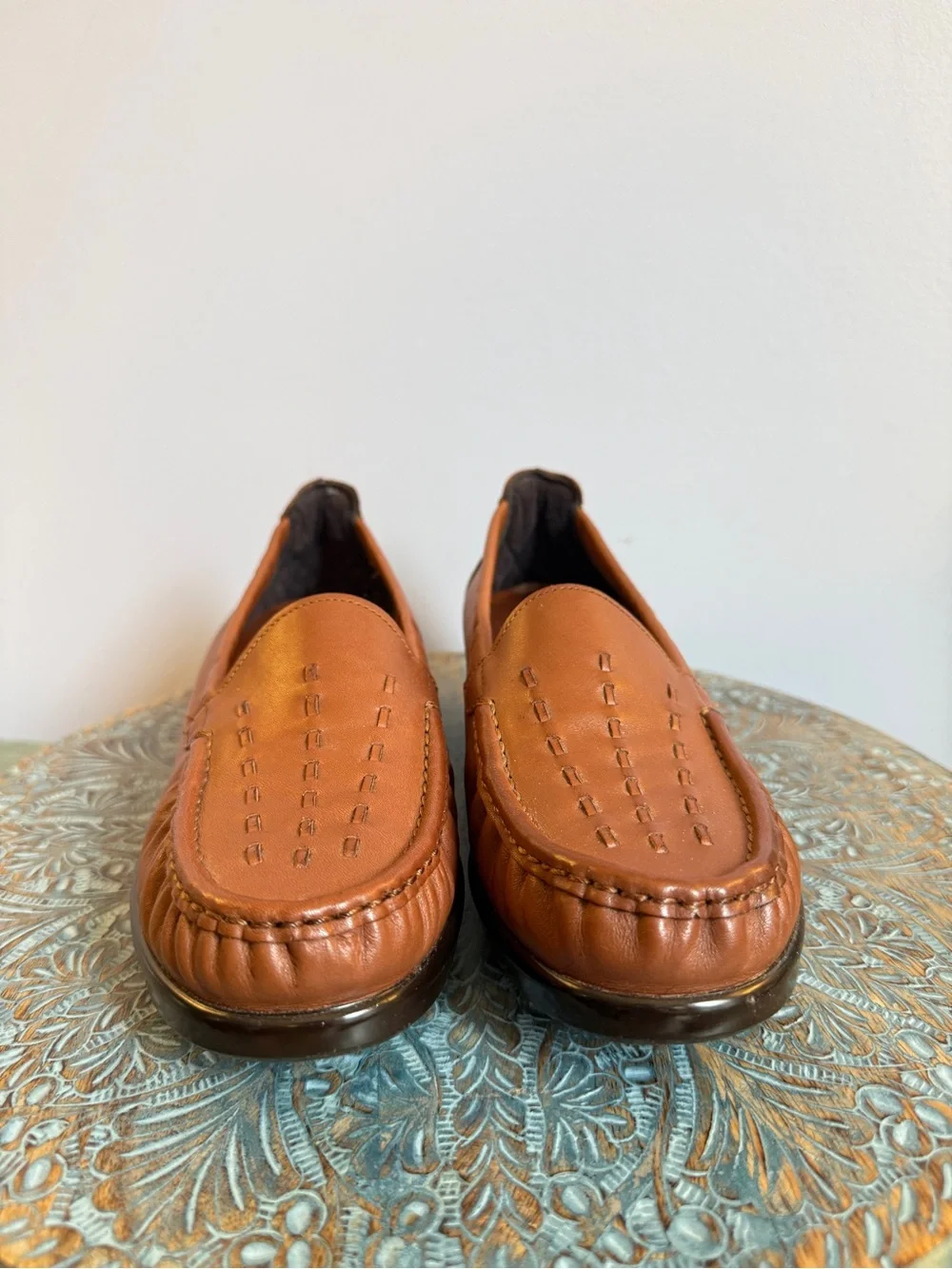 Like New! SAS Weave Slip On Brown Leather Loafer Size 8.5